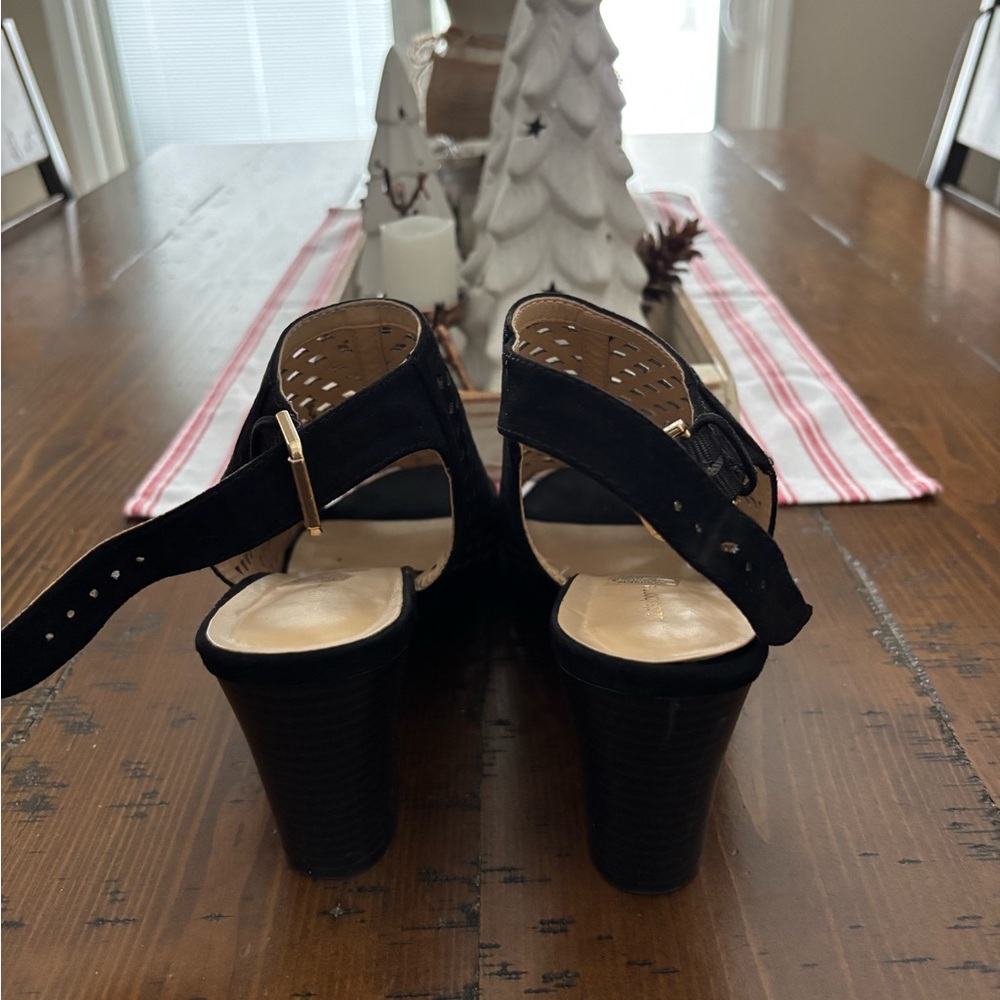 Liz Claiborne Black Cutout Heels - Picture 3 of 4